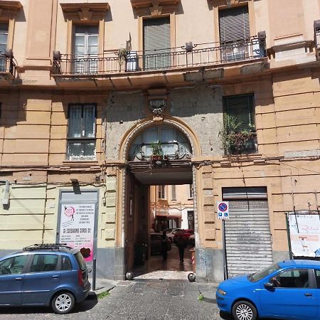 Ferienwohnung La Finestra Di Fronte Neapel Exterior foto